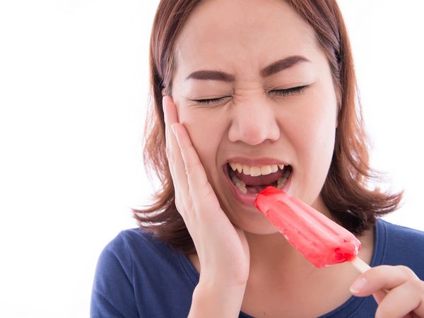 Parapharmacie vente en ligne de produits Dents Sensibles Dentaire