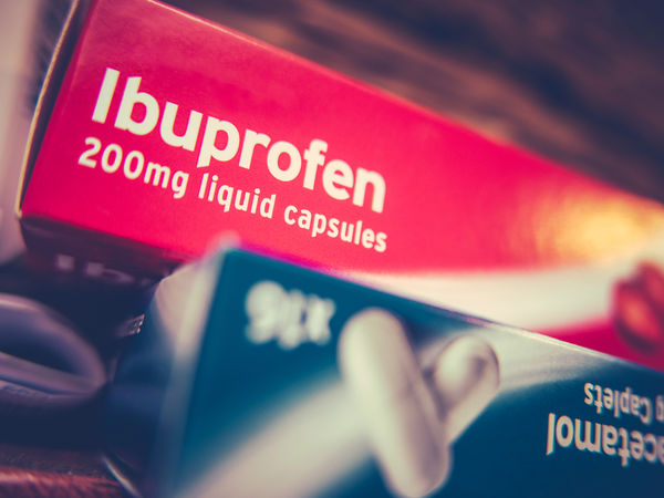 Parapharmacie vente en ligne de produits Ibuprofène Douleurs / Fièvre