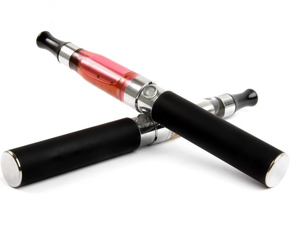 Parapharmacie vente en ligne de produits Cigarettes Electroniques High-Tech