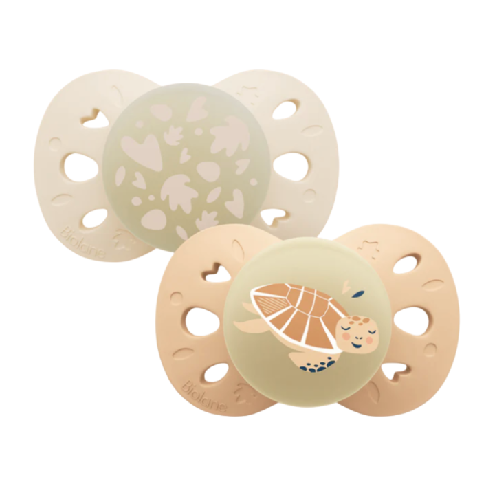 Sucettes anatomiques nuit 0-6 mois animaux Biolane - lot de 2 sucettes